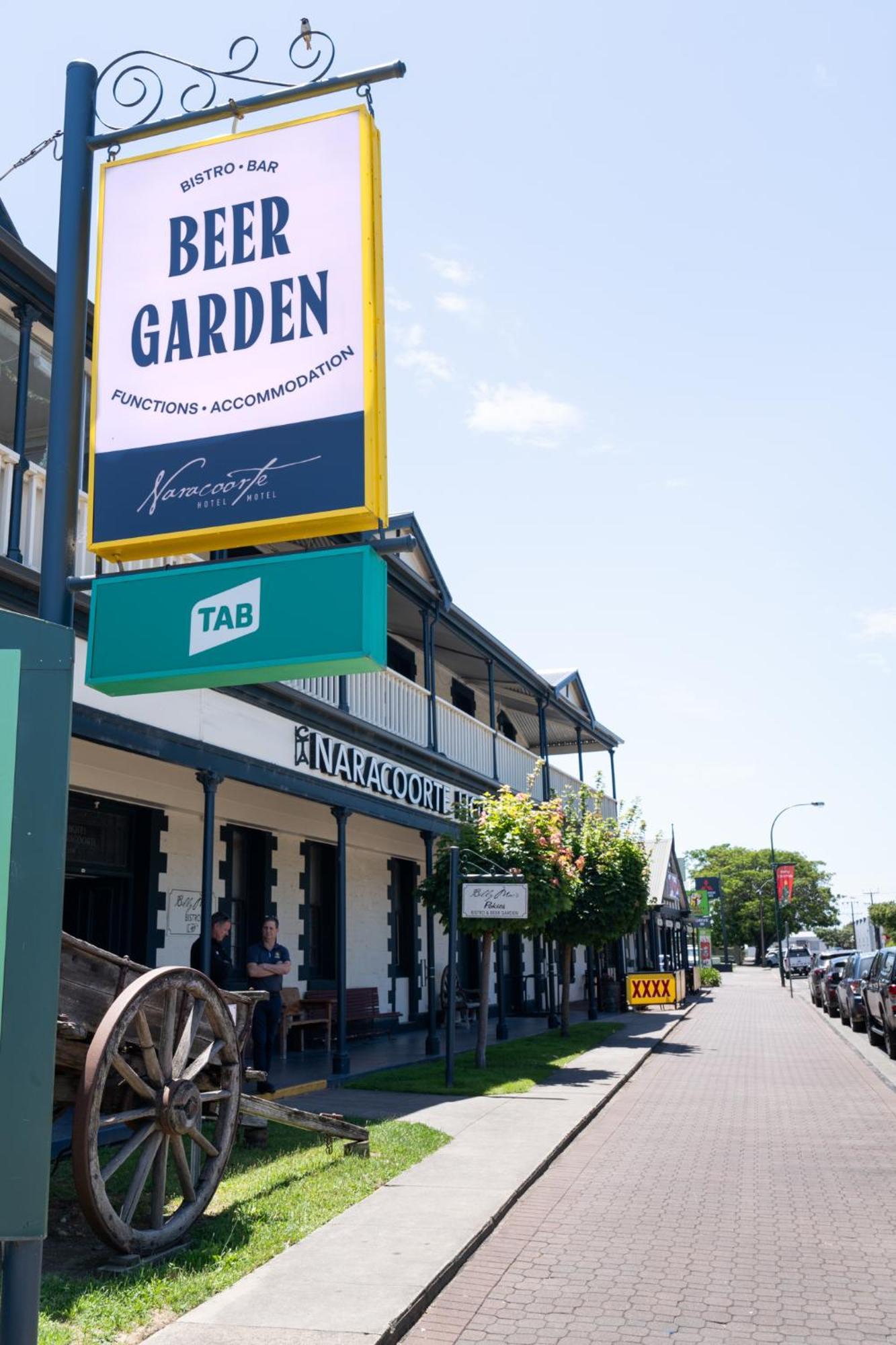 Naracoorte Hotel Motel Exterior photo