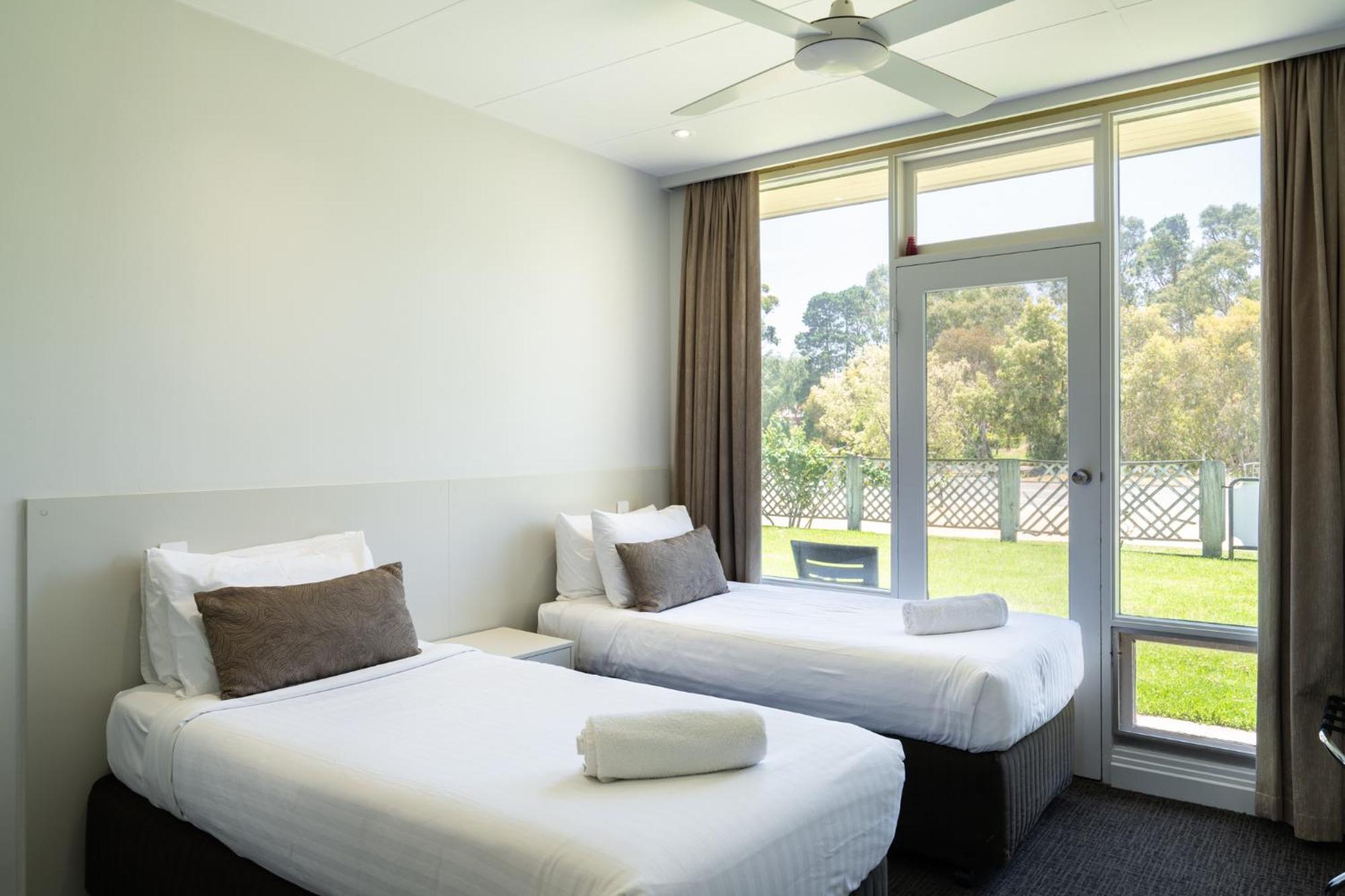 Naracoorte Hotel Motel Exterior photo